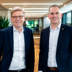 Dr Mats Gökstorp, CEO i SICK AG og Dr Peter Selders, CEO i Endress+Hauser Group.